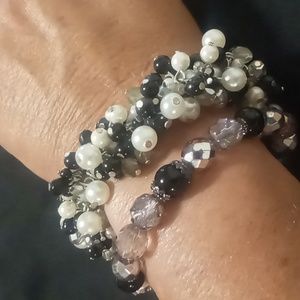 Expandable bracelets crystal/pearl/beaded beautiful